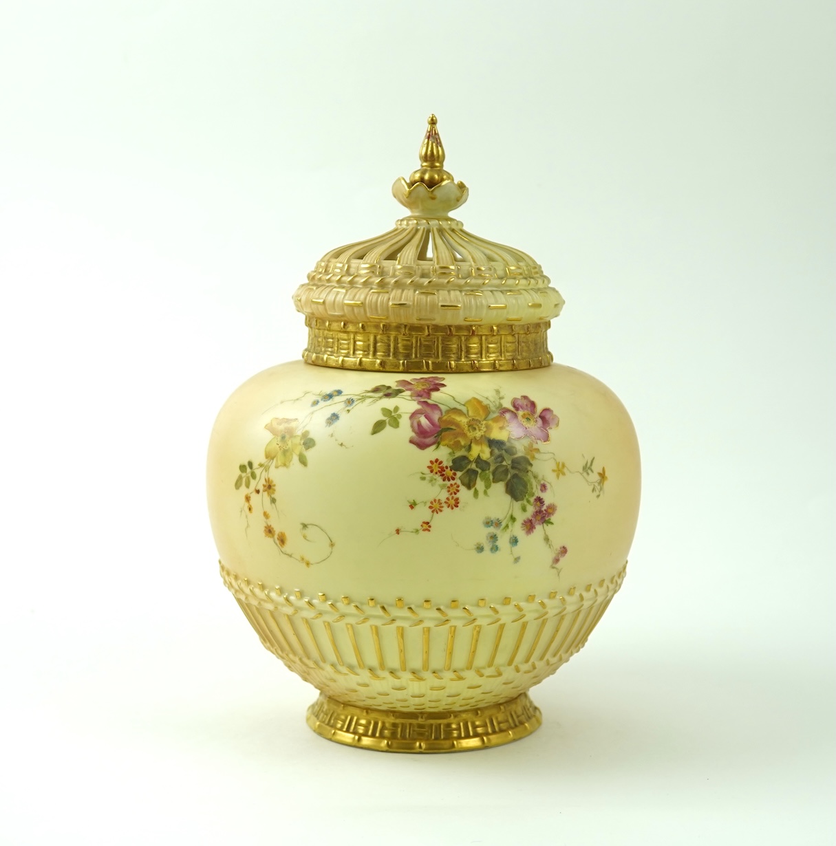 A Royal Worcester blush ivory pot pourri, cover and liner, c.1896